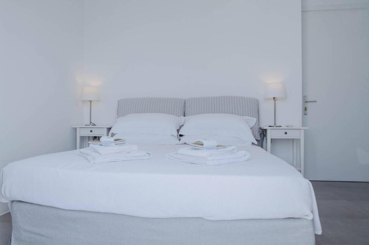 Milos Waves Luxury Apartments 폴로니아 외부 사진