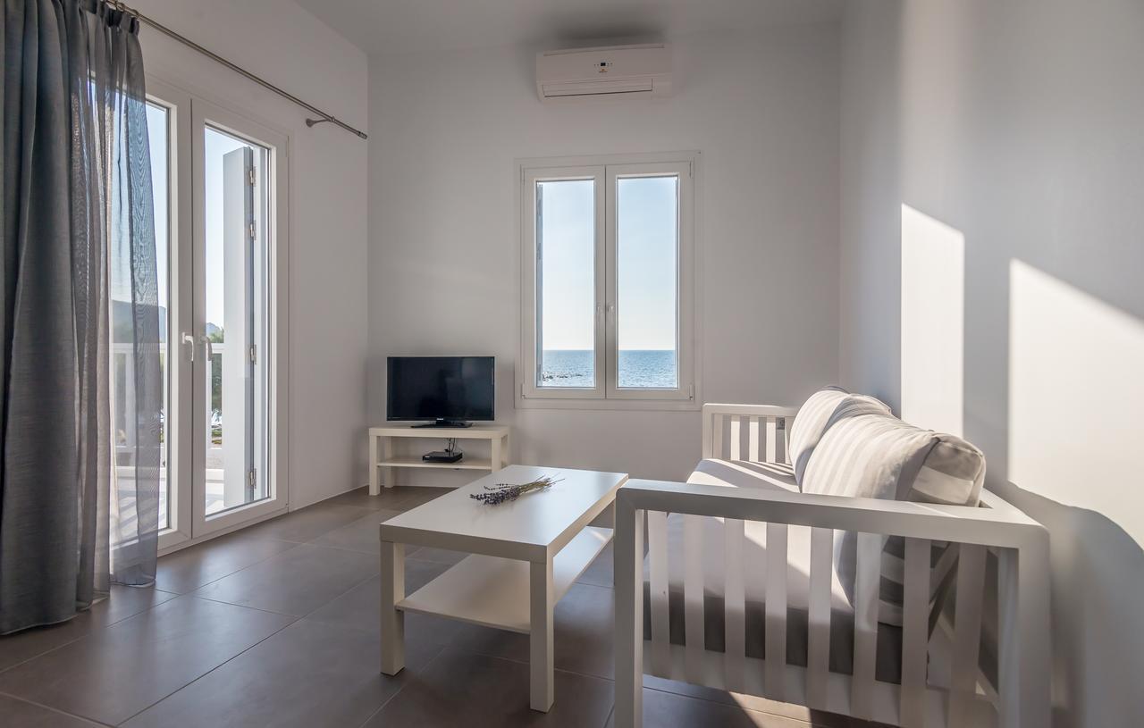 Milos Waves Luxury Apartments 폴로니아 외부 사진