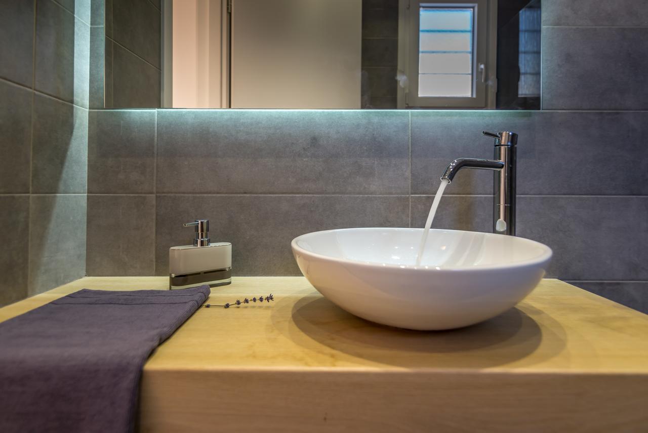 Milos Waves Luxury Apartments 폴로니아 외부 사진