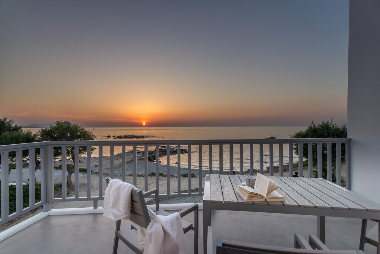 Milos Waves Luxury Apartments 폴로니아 외부 사진
