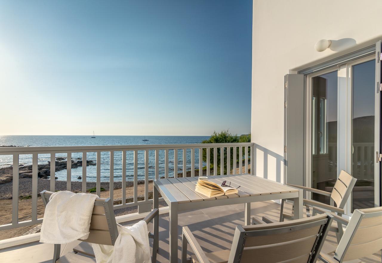 Milos Waves Luxury Apartments 폴로니아 외부 사진